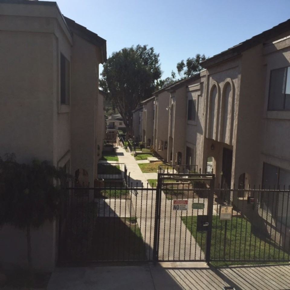 1604 Presioca St #17 - Photo 7 of 9