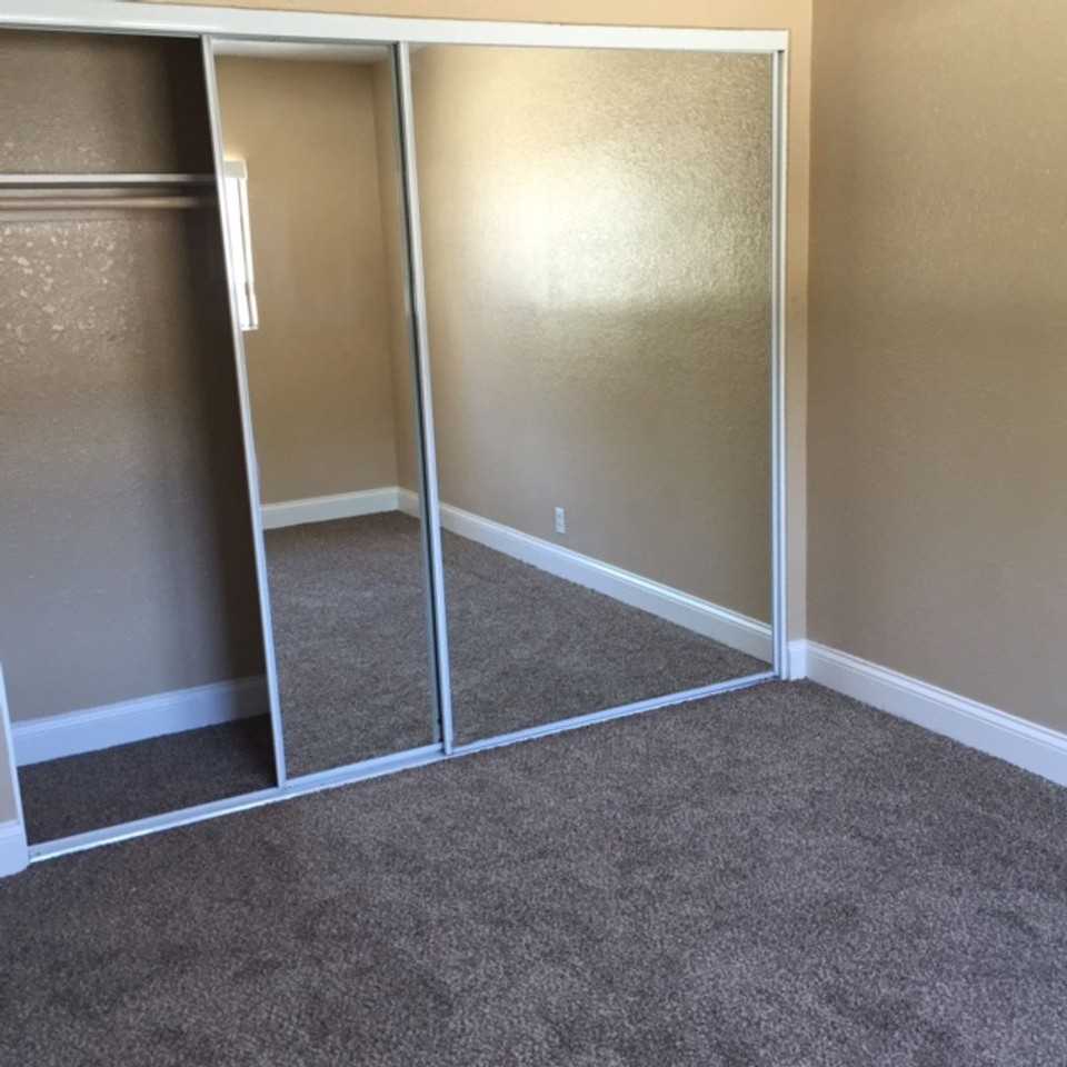 1604 Presioca St #17 - Photo 6 of 9