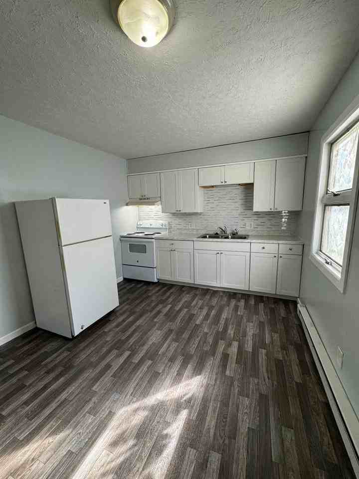 Commons North Apartments - Photo 3 of 8