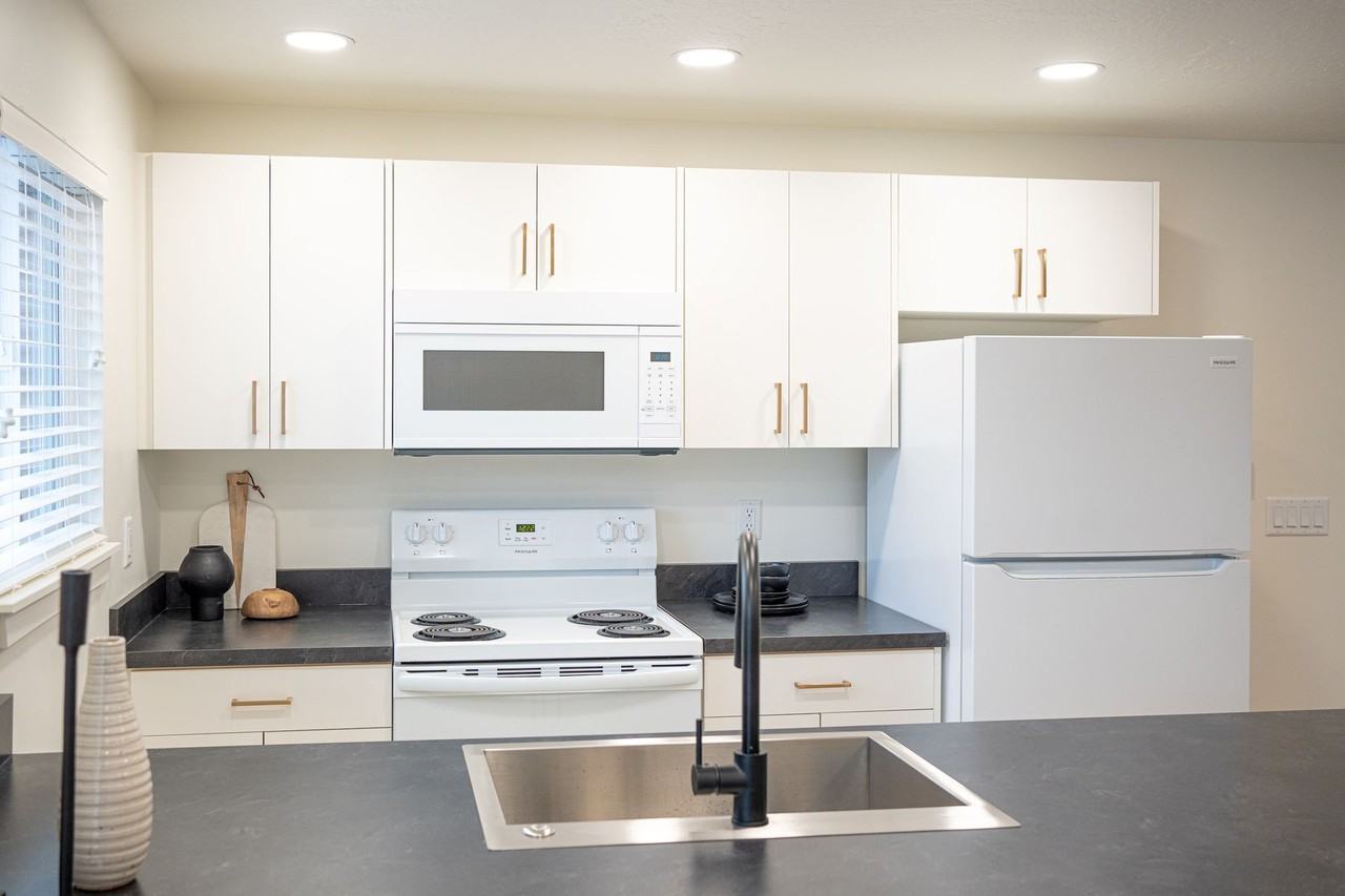 Tupelo Apartments - Photo 2 of 19