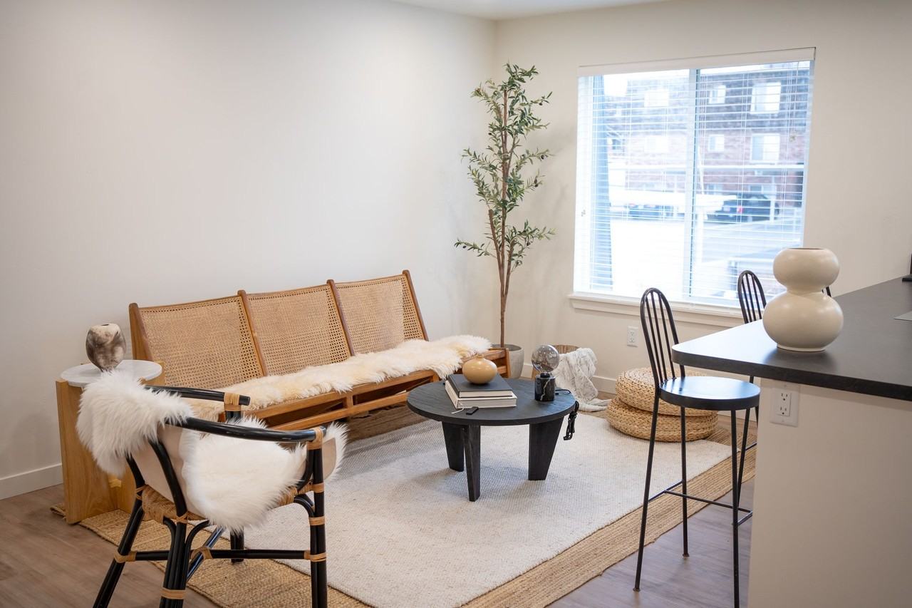 Tupelo Apartments - Photo 7 of 19