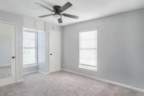 5524 Korth St - Photo 2 of 12