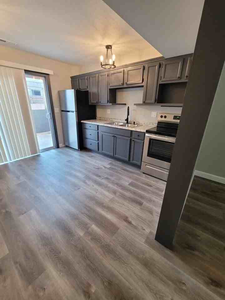 4217 Sunset Dr #3 - Photo 4 of 15