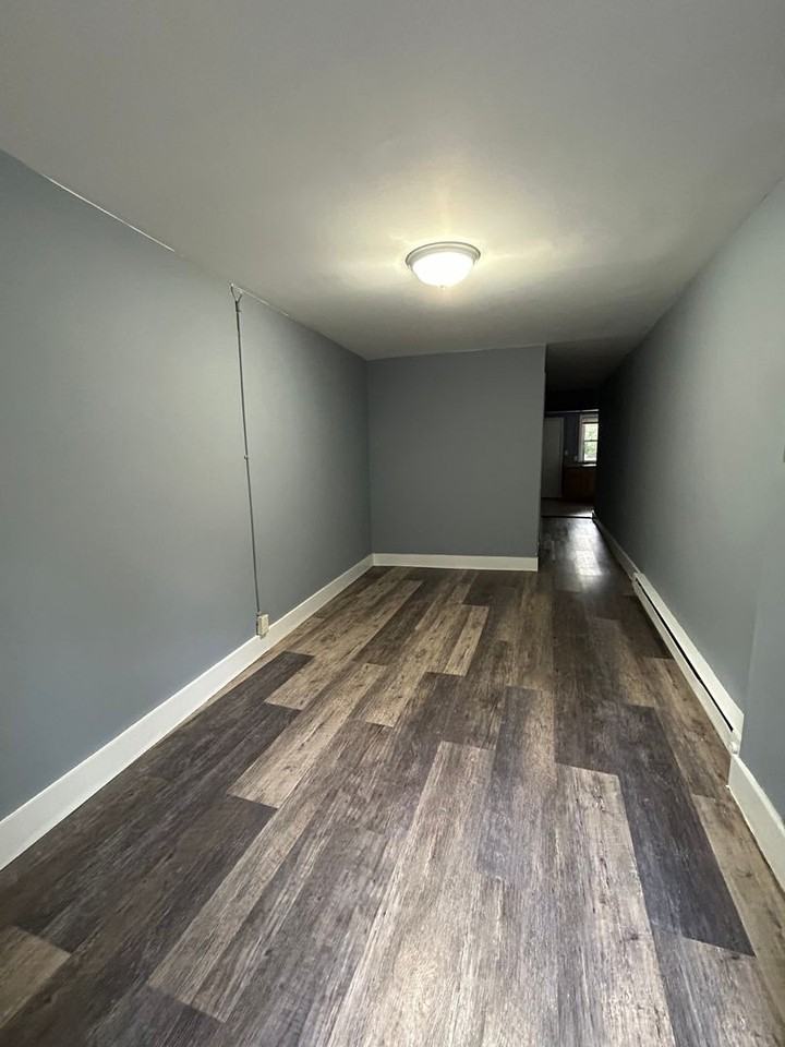 9 Sweets Avenue - Photo 3 of 11