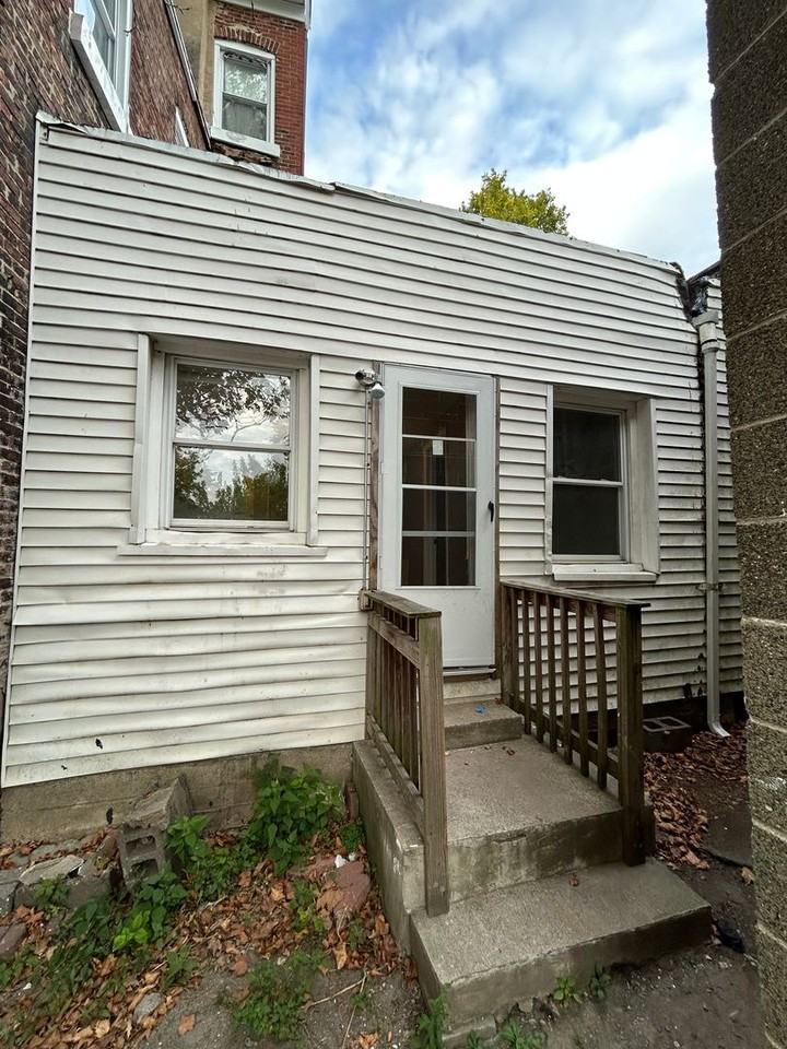 9 Sweets Ave - Photo 3 of 12