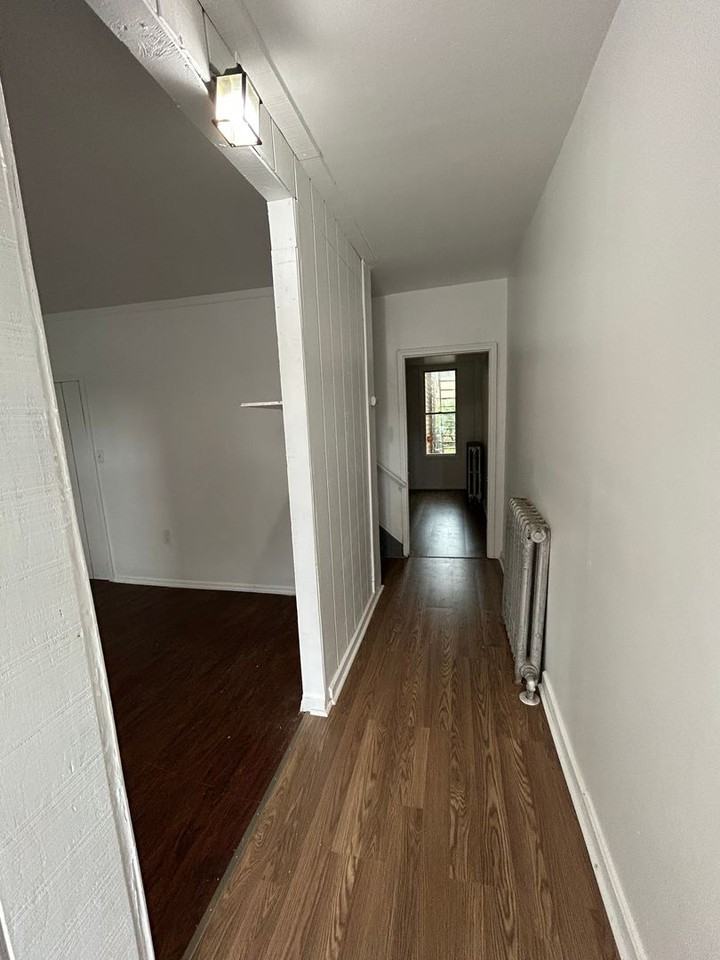 232 Academy St - Photo 3 of 21