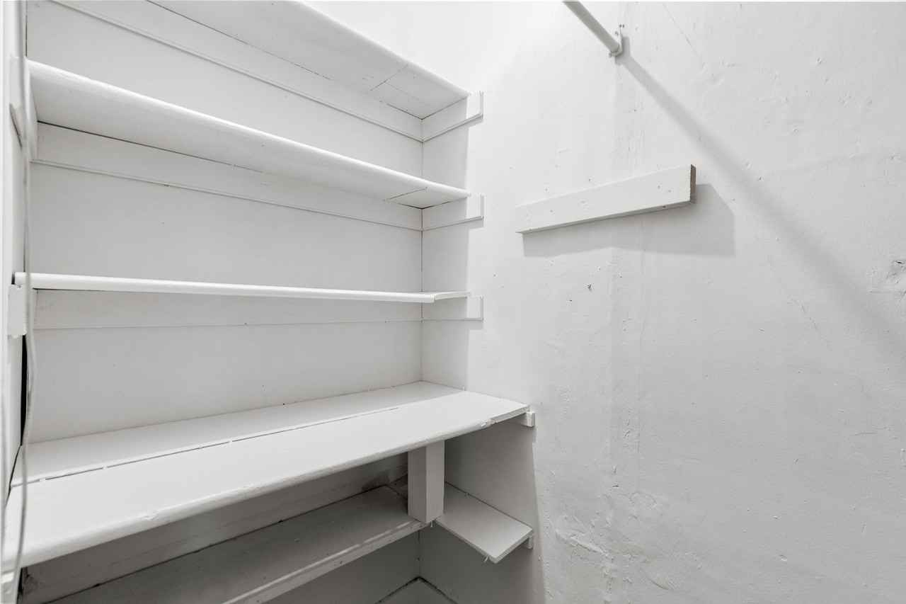 Kisor Flats - Photo 7 of 18