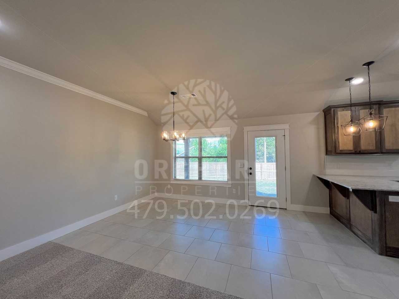 1030 Silver Birch Street - Photo 5 of 17