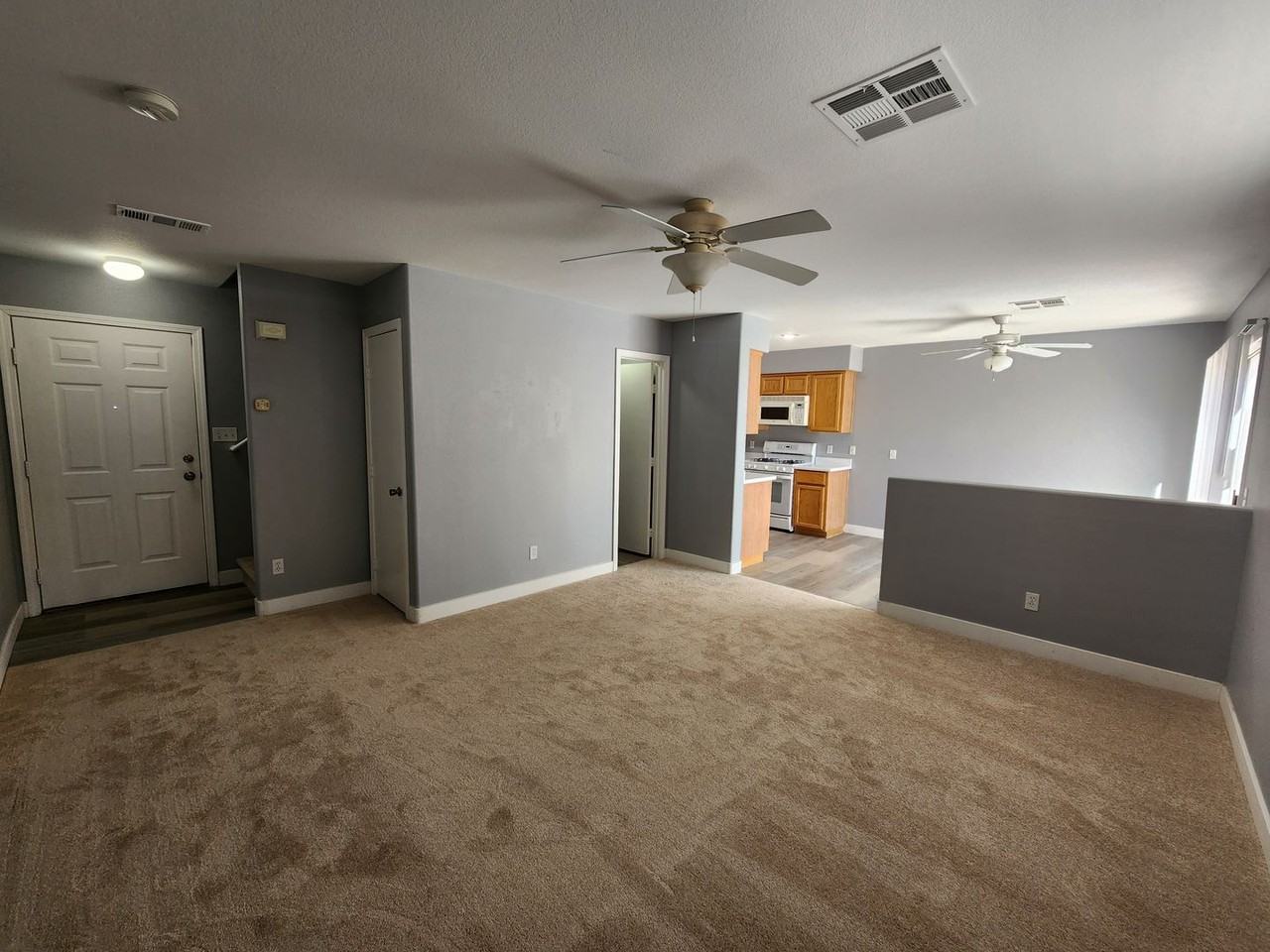 776 Spotted Eagle St - Photo 4 of 42