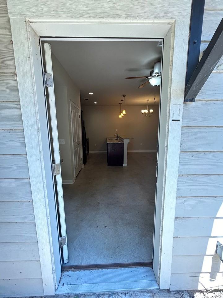 1923 Austin - Photo 6 of 37