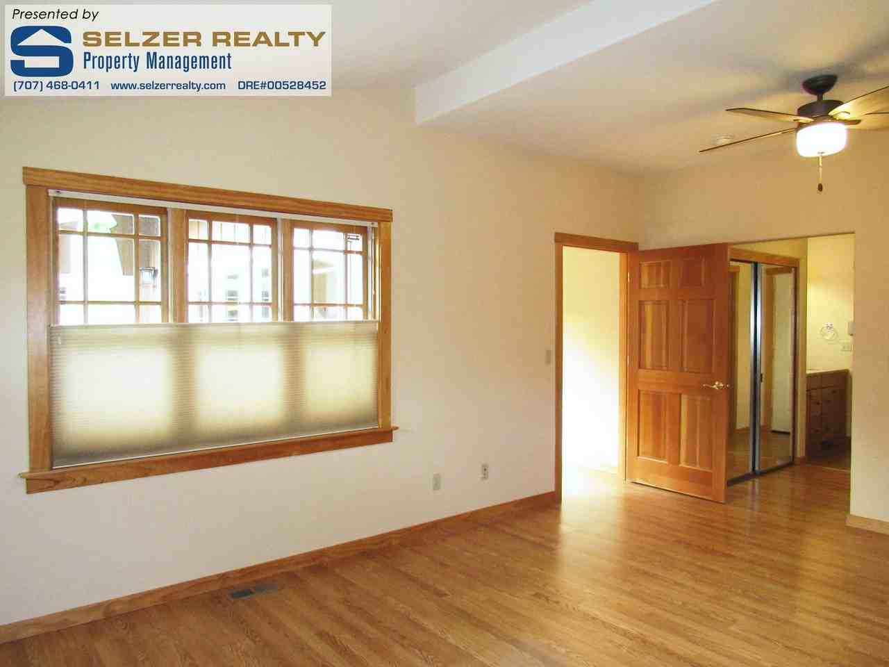 670 W Stephenson St - Photo 7 of 9