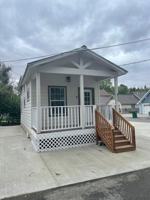 featured image of 411 Smith St