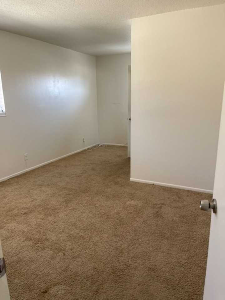 Cypress Apartments - Photo 7 of 8
