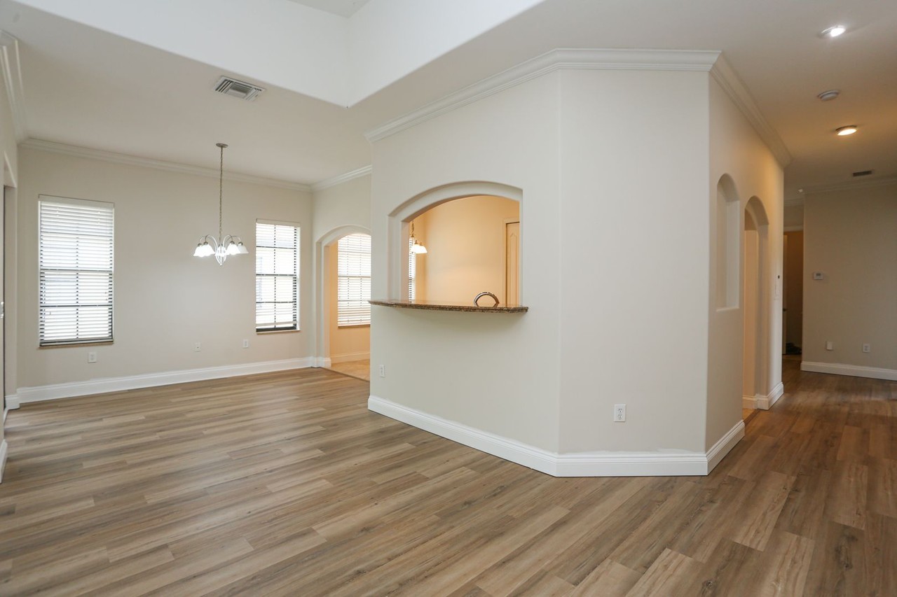 1256 Carpazi Ct #4 - Photo 7 of 30