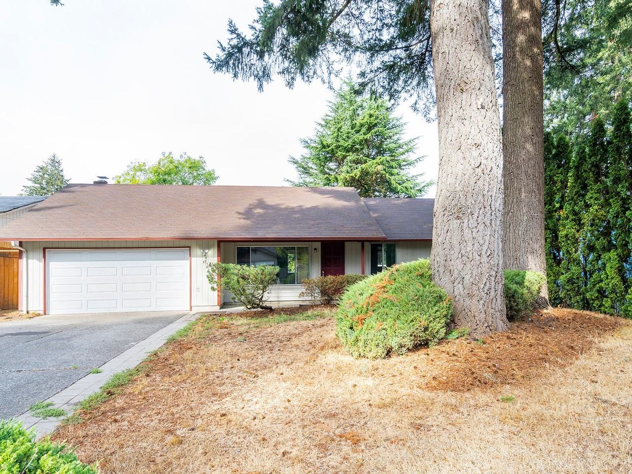 4518 Ne 142nd Ave - Photo 2 of 22