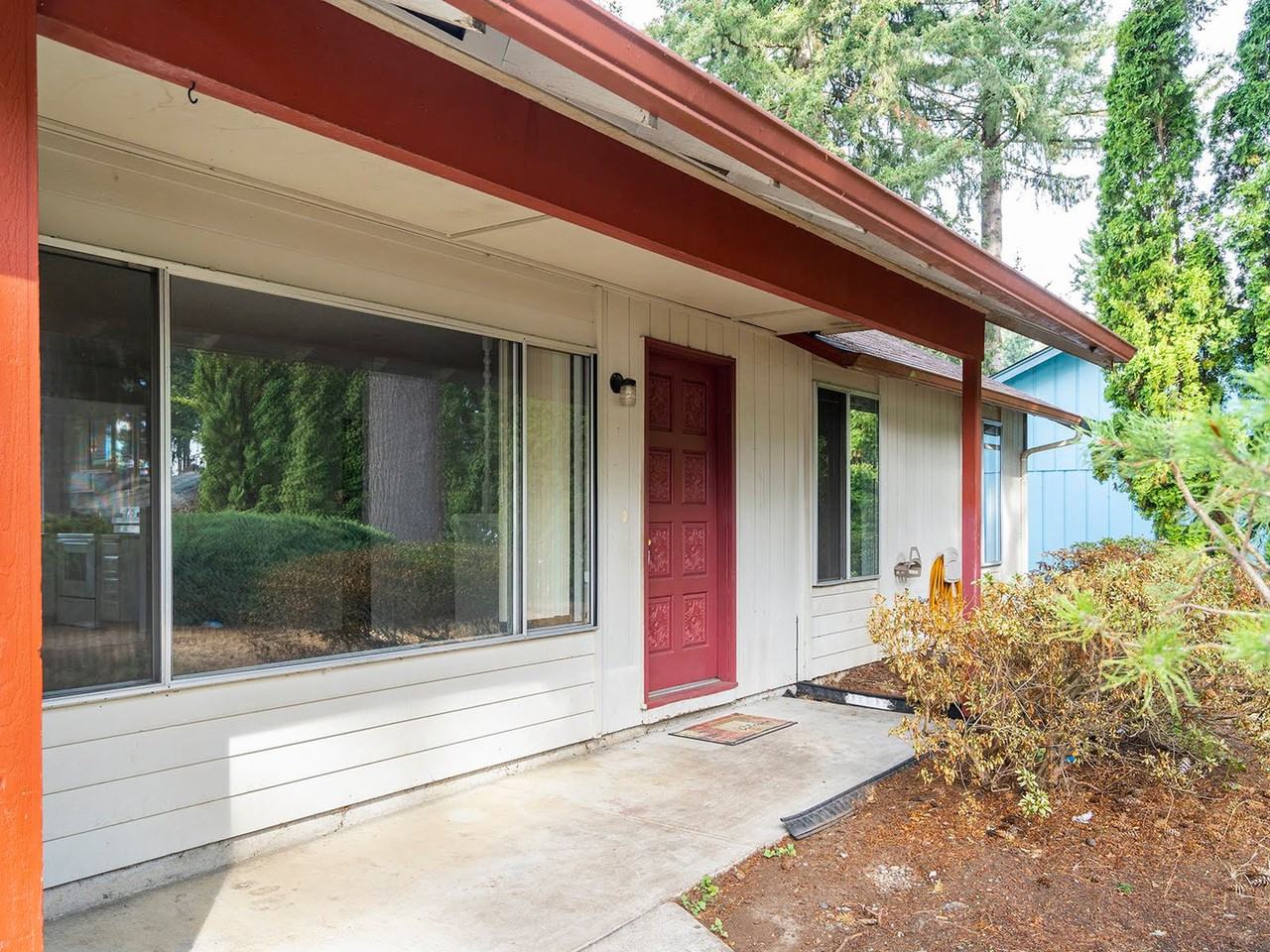 4518 Ne 142nd Ave - Photo 3 of 22