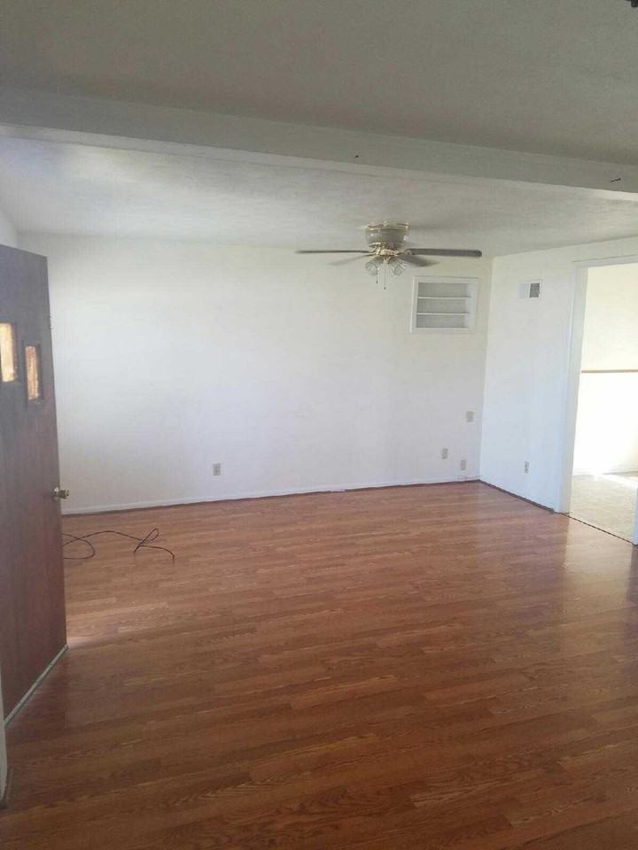 806 Minneola Rd - Photo 3 of 4