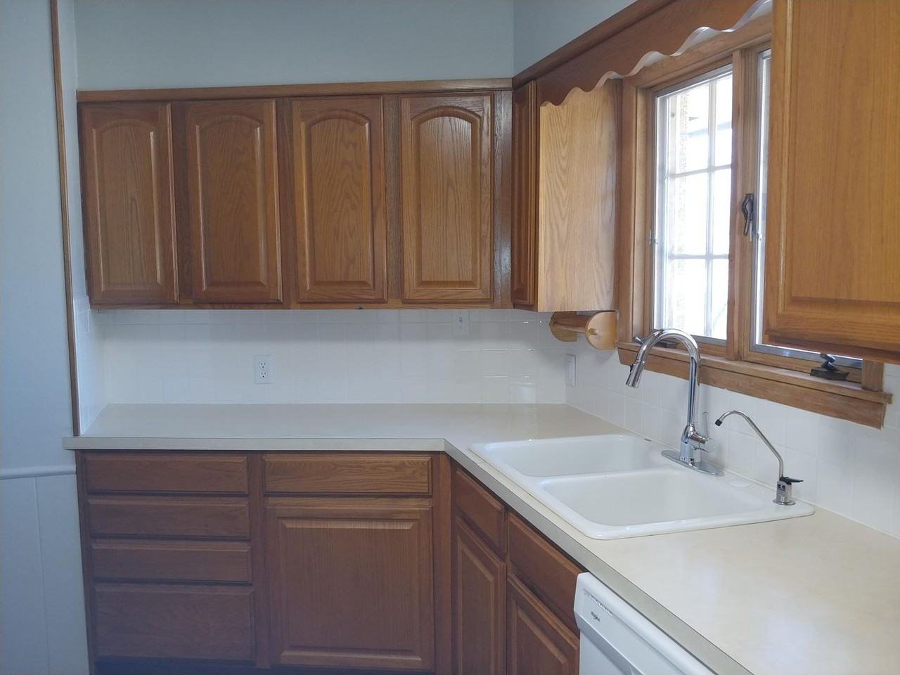 3109 N Monroe St - Photo 3 of 12