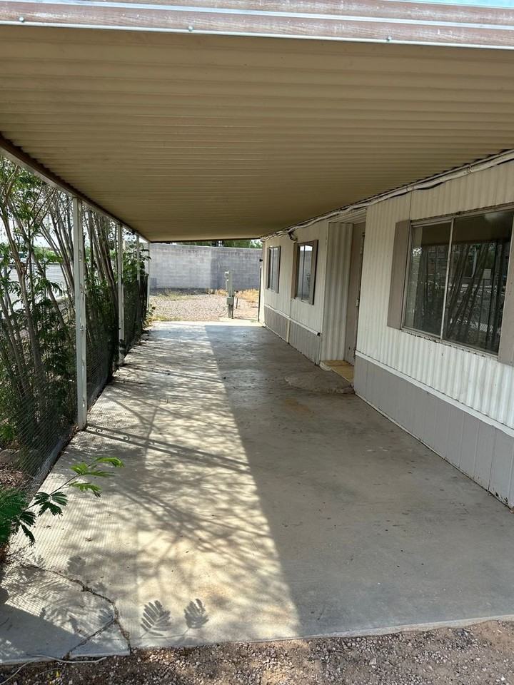 1250 S 76th Pl - Photo 2 of 16