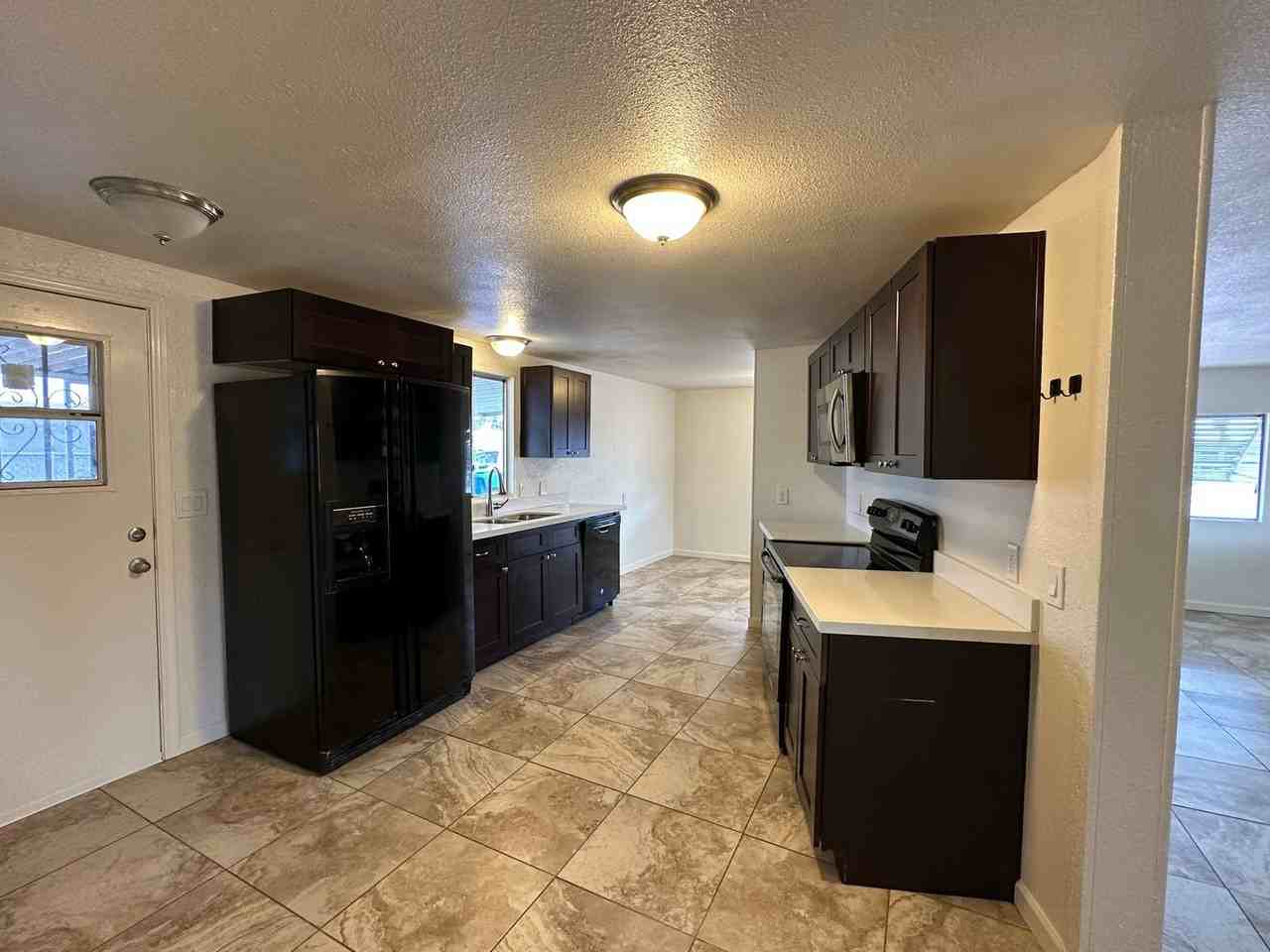 1250 S 76th Pl - Photo 6 of 16