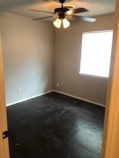 5217 Royce Dr - Photo 2 of 9