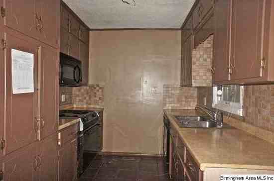 733 7th St Sw - Photo 3 of 15