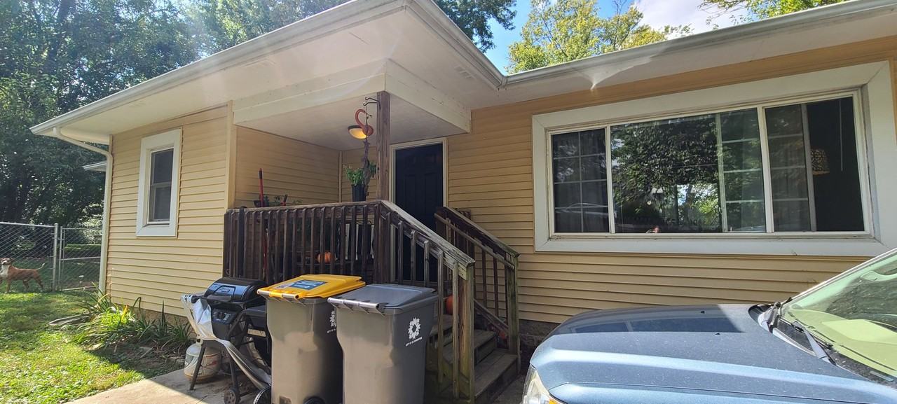 505 W 16th St #505 - Photo 2 of 24