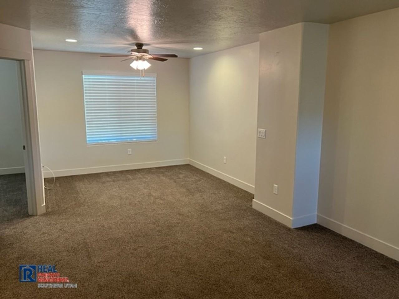 325 N Red Stone Rd #251 - Photo 7 of 19