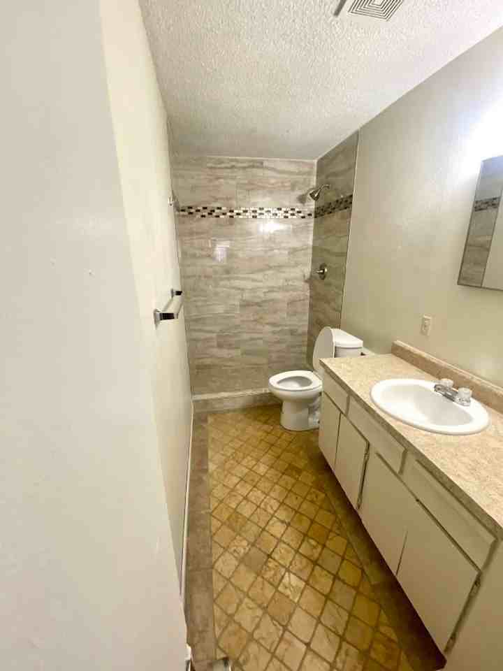 1217 Sunnyside Ave - Photo 7 of 11