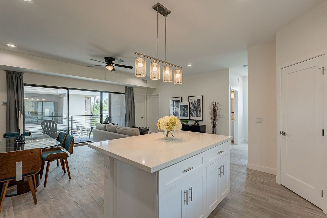 1020 E Spence Ave #1002 - Photo 4 of 41