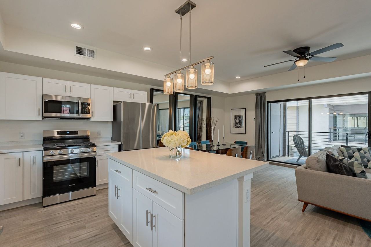 1020 E Spence Ave #1002 - Photo 5 of 41