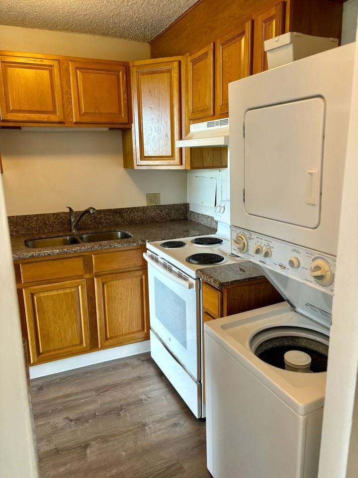 1830 Wilikina Dr #808 - Photo 2 of 11