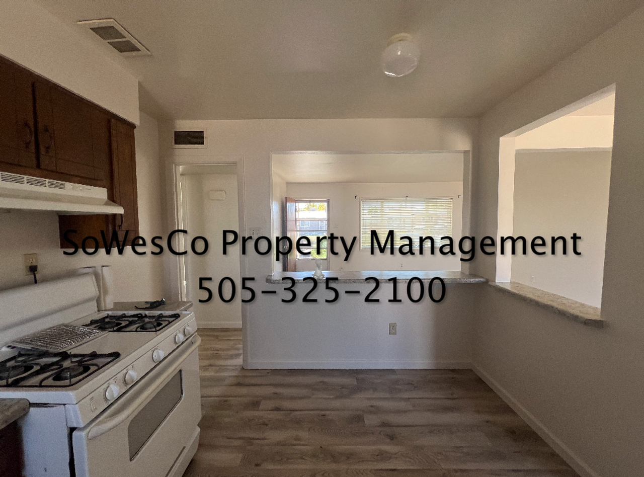 1032 Zuni Dr - Photo 6 of 15