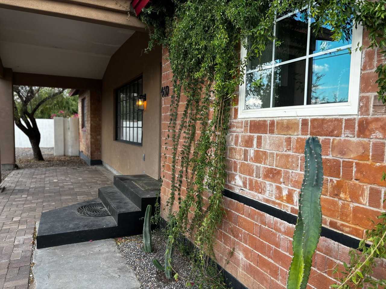 460 S Bellview - Photo 3 of 31