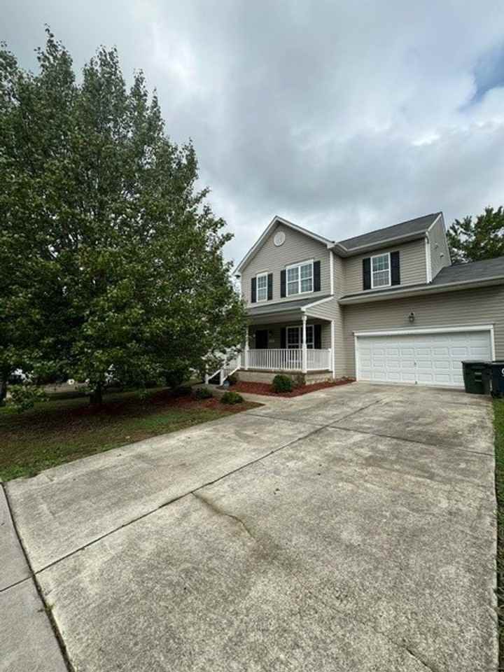 1112 Highstone Dr - Photo 2 of 12