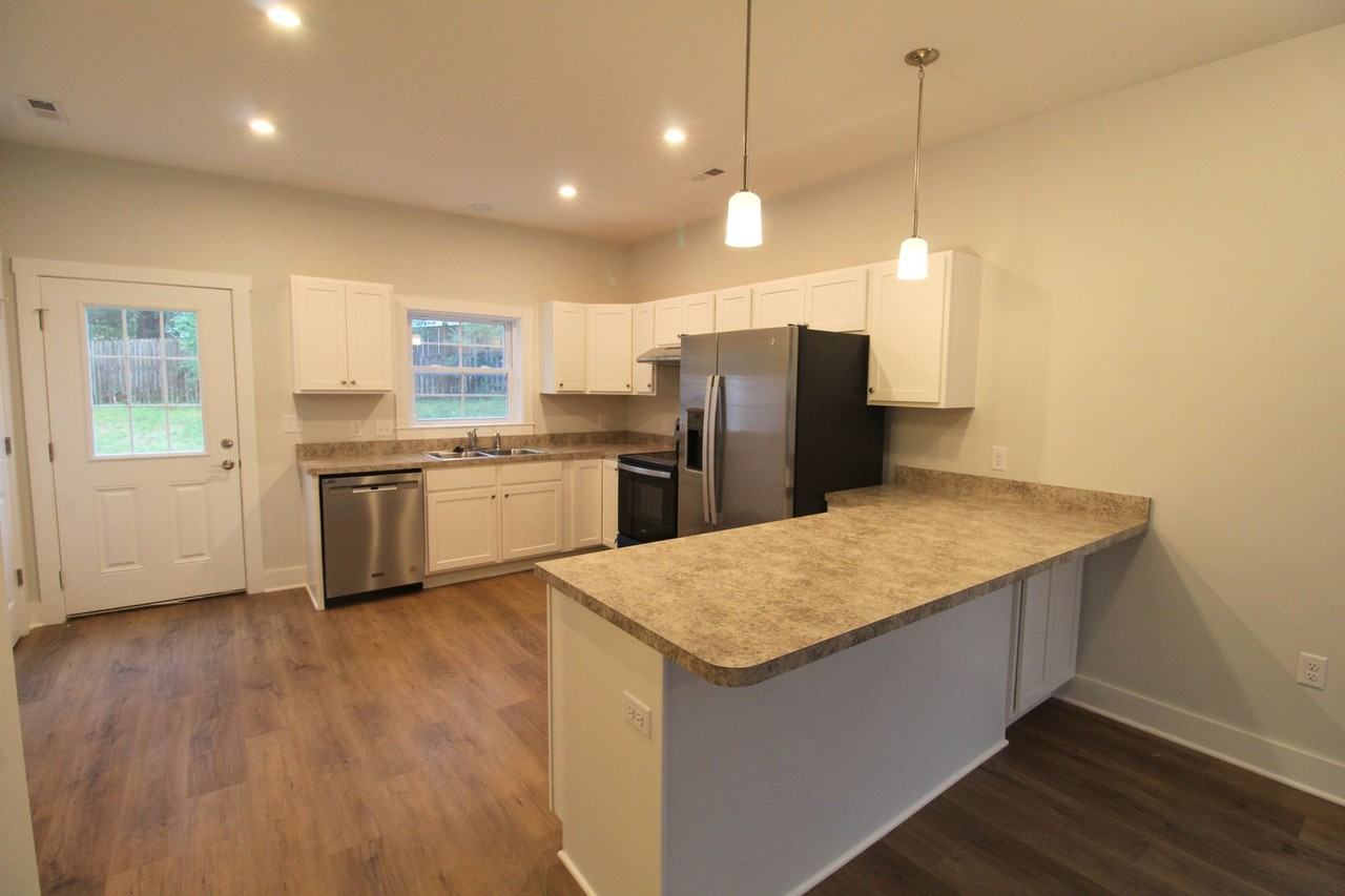 98 Suter St - Photo 5 of 30