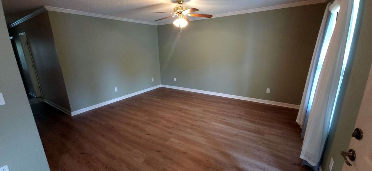 137 Westmont Dr - Photo 3 of 24