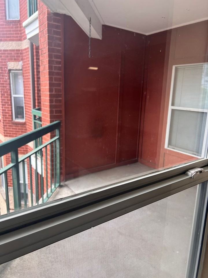 900 Taylor St - Photo 2 of 11