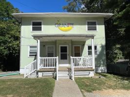 featured image of 318 W 16th St