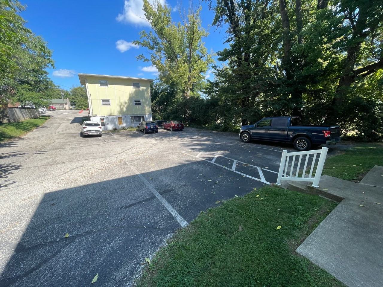 Kenwood - Photo 3 of 8