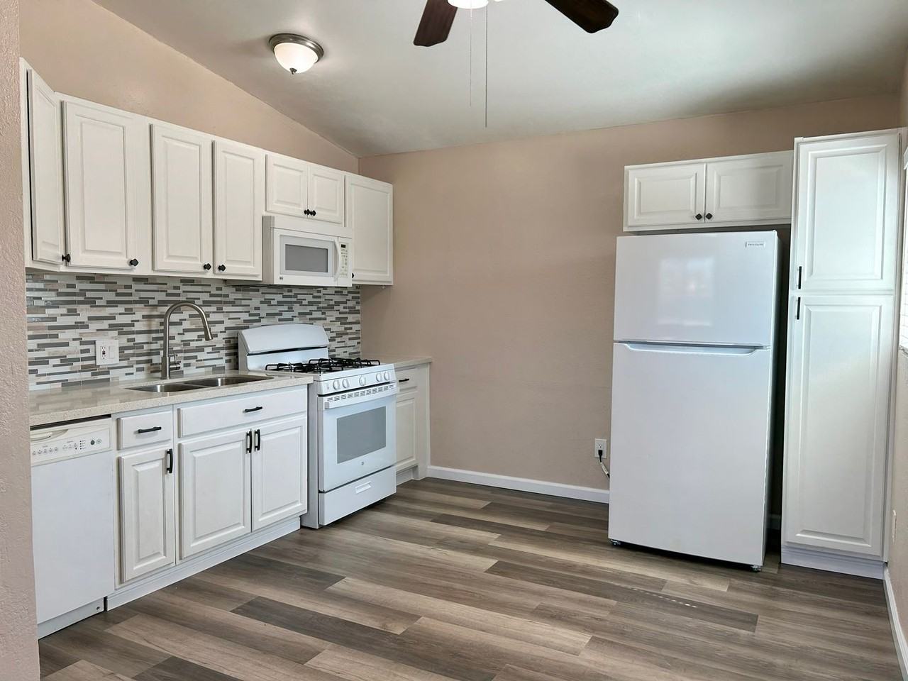 1601 North Norma Street - Photo 3 of 8