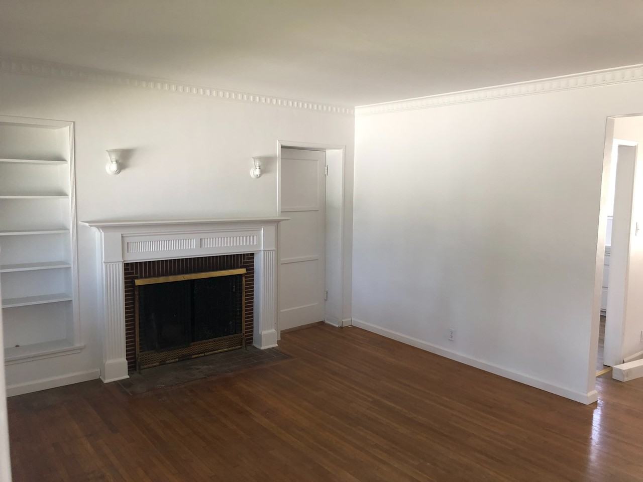 11913 Tennessee Avenue - Photo 4 of 10