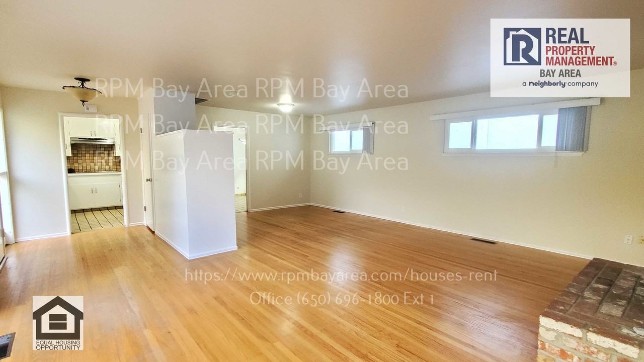 2116 Adeline Dr - Photo 3 of 16