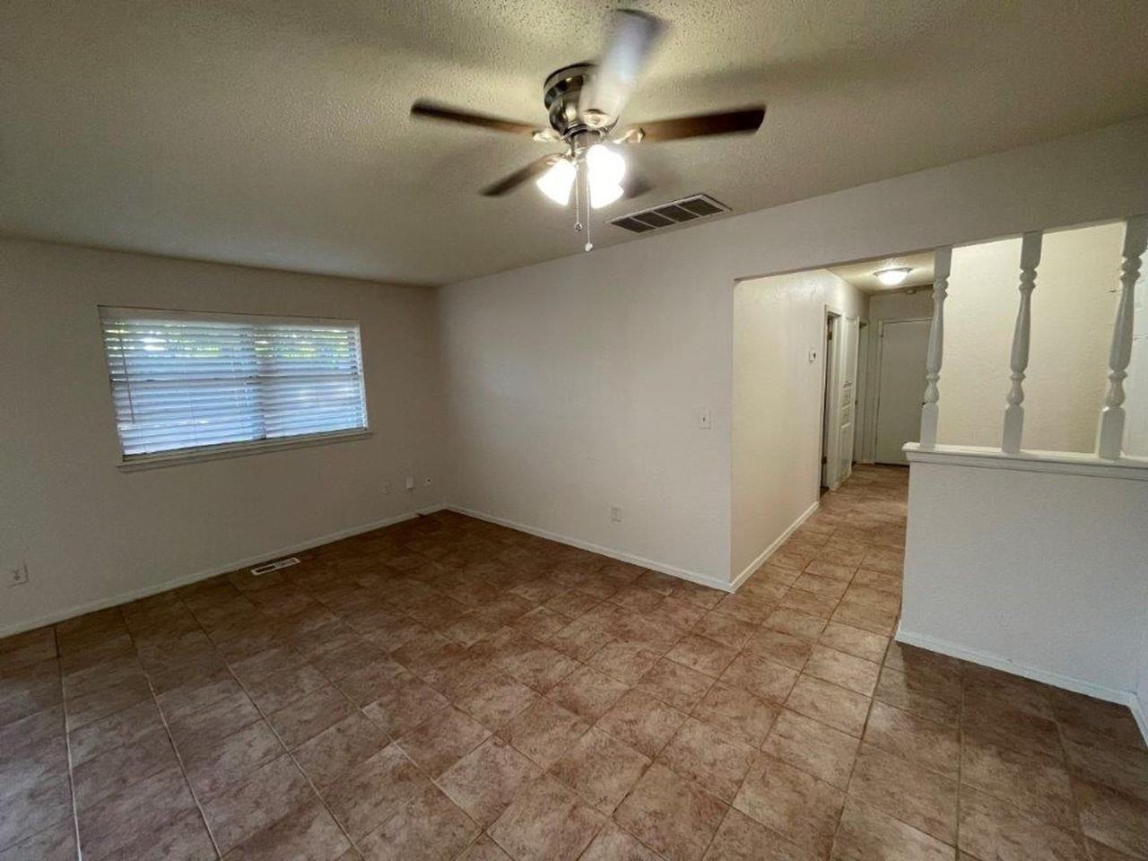 5104 Creekwood Ter - Photo 2 of 18