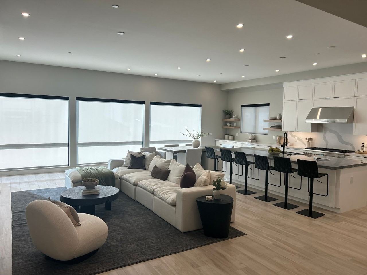 65 Caballada St - Photo 2 of 27