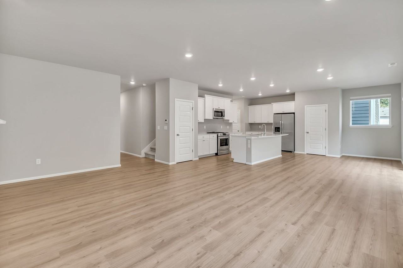 4250 Nettle Drive Southeast - Photo 7 of 31