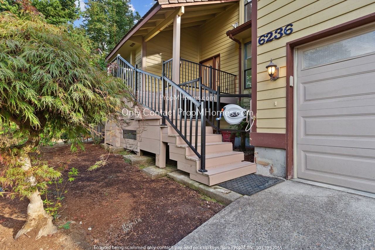 6236 Bridgeview Dr - Photo 3 of 50