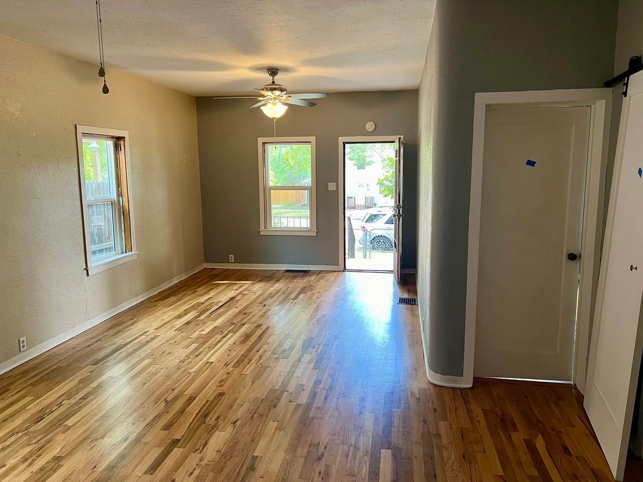 230 N Walnut St - Photo 3 of 14