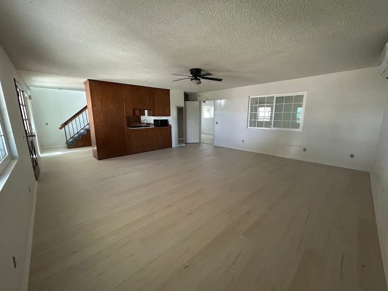 39975 Newport Rd - Photo 3 of 29