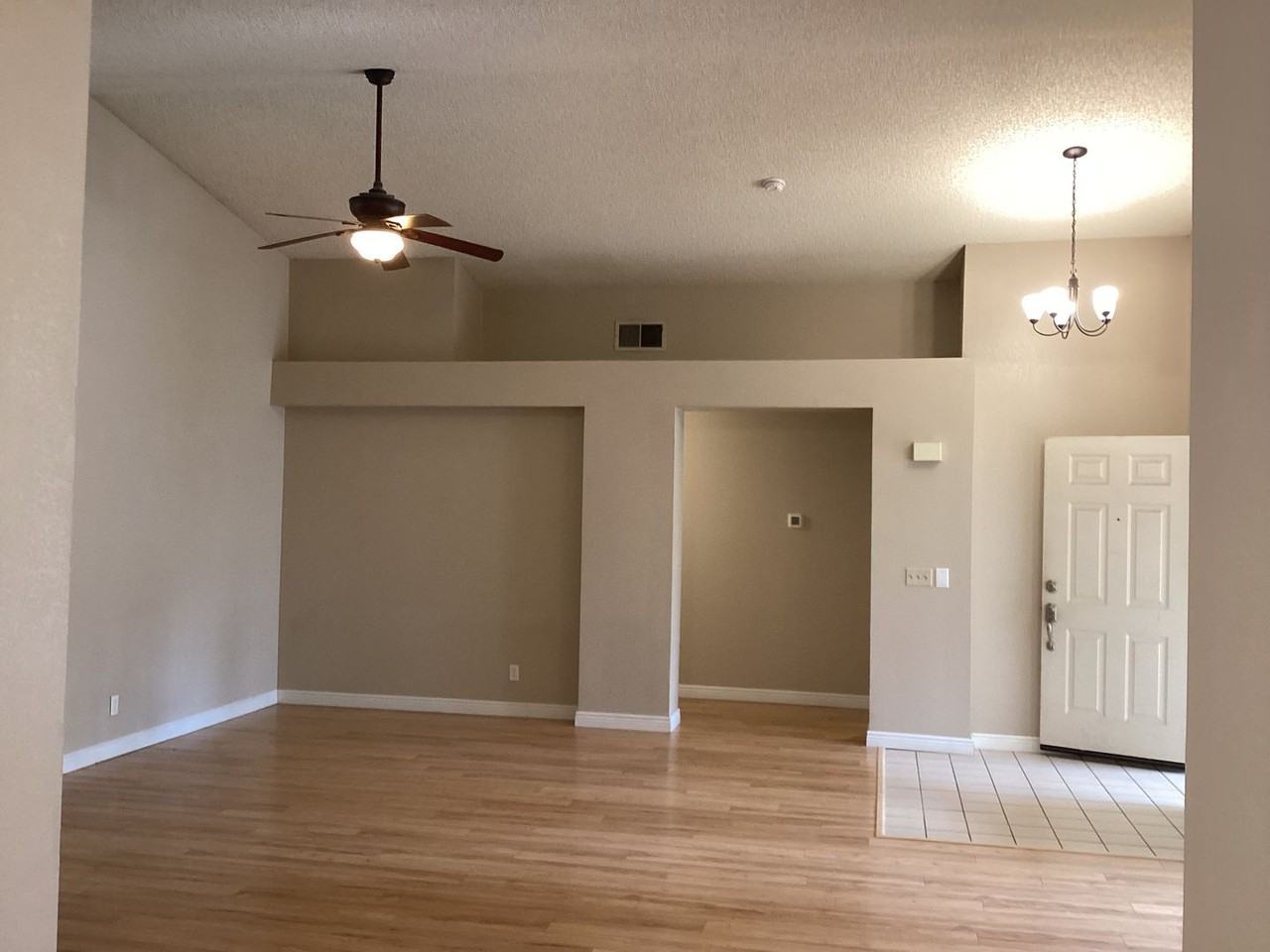 9615 N Buttonwood Ct - Photo 5 of 36